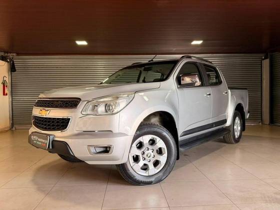 CHEVROLET S10 2.4 LTZ 4X2 CD 8V FLEX 4P MANUAL CHEVROLET S10 2.4 LTZ 4X2 CD 8V FLEX 4P MANUAL